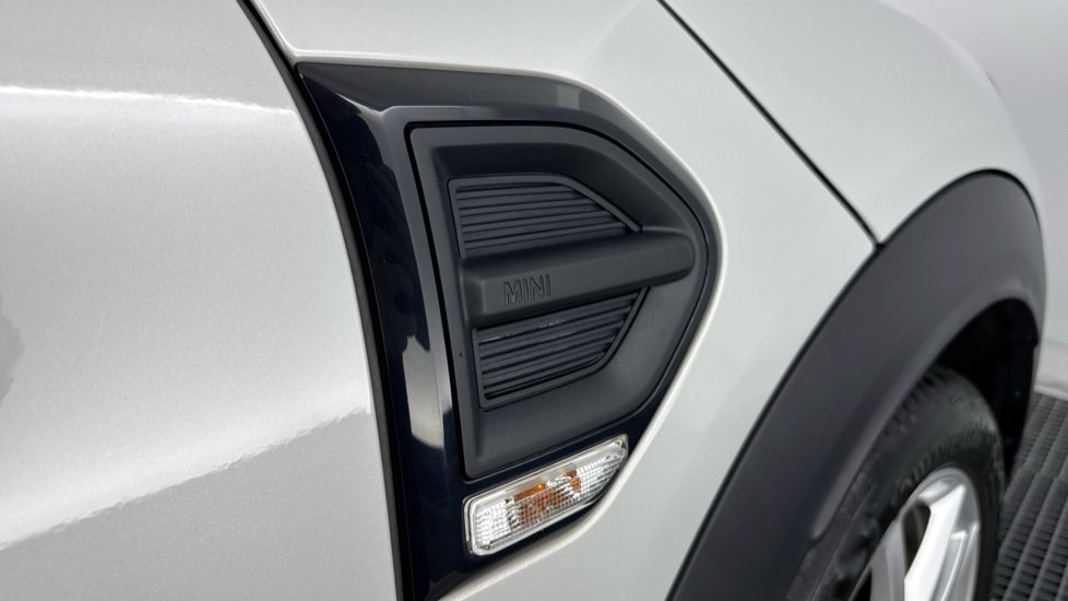 MINI Countryman 1.5 Cooper Sport 5dr Petrol Hatchback - Image 61