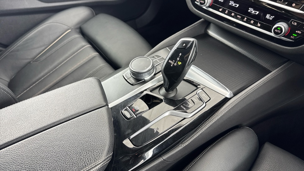 BMW 5 Series 520d xDrive MHT M Sport 4dr Step Auto Diesel Saloon - Image 11
