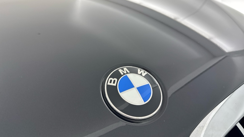 BMW 5 Series 520d xDrive MHT M Sport 4dr Step Auto Diesel Saloon - Image 32