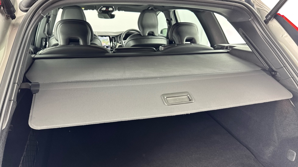 Volvo XC60 2.0 T6 [350] RC PHEV Plus Dark 5dr AWD Geartronic Estate - Image 29