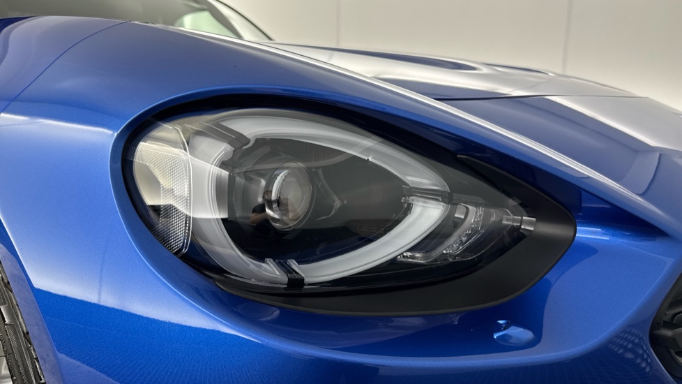 Fiat 124 Spider 1.4 Multiair Lusso Plus 2dr Petrol Convertible - Image 23