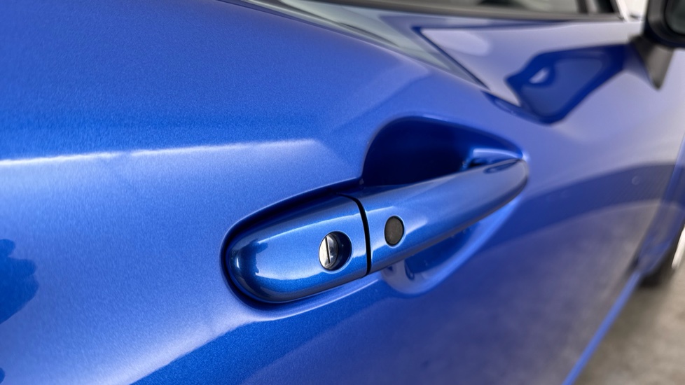 Fiat 124 Spider 1.4 Multiair Lusso Plus 2dr Petrol Convertible - Image 28