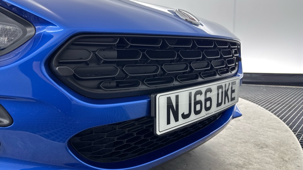 Fiat 124 Spider 1.4 Multiair Lusso Plus 2dr Petrol Convertible - Image 31