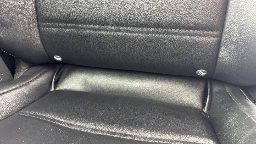 Fiat 124 Spider 1.4 Multiair Lusso Plus 2dr Petrol Convertible - Image 35