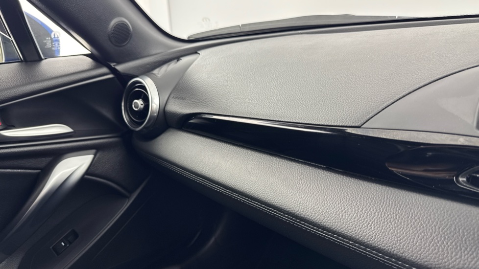 Fiat 124 Spider 1.4 Multiair Lusso Plus 2dr Petrol Convertible - Image 41