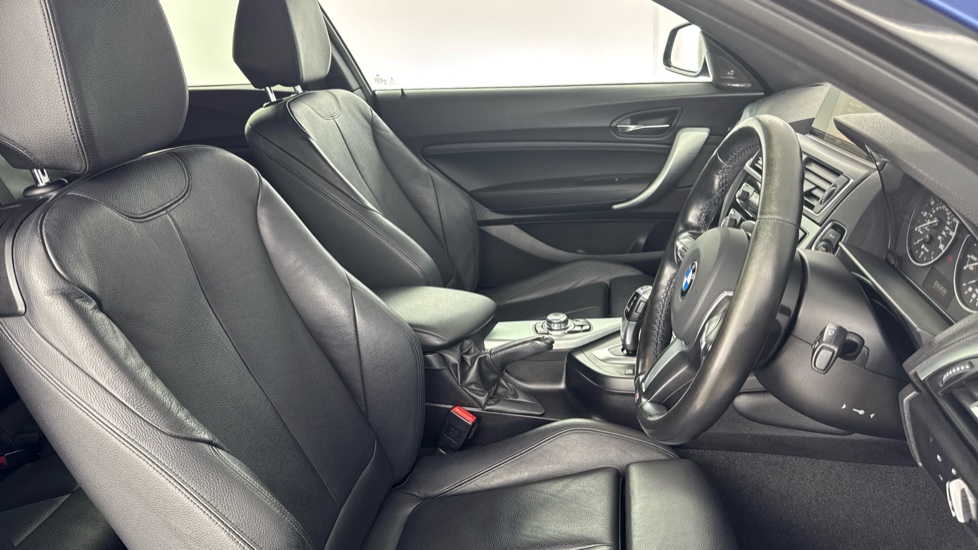 BMW 1 Series 118d M Sport 3dr [Nav/Servotronic] Step Auto Diesel Hatchback - Image 11