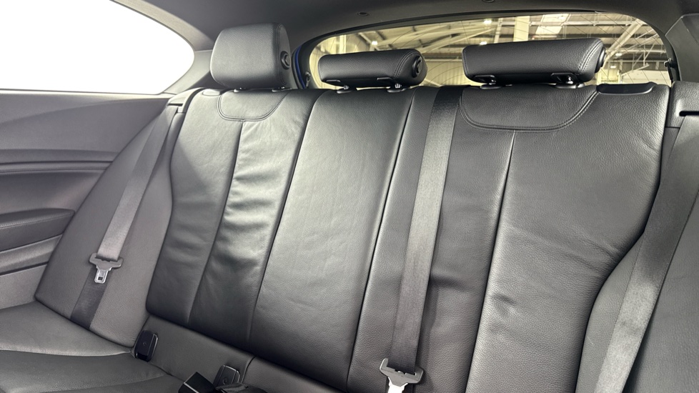BMW 1 Series 118d M Sport 3dr [Nav/Servotronic] Step Auto Diesel Hatchback - Image 12
