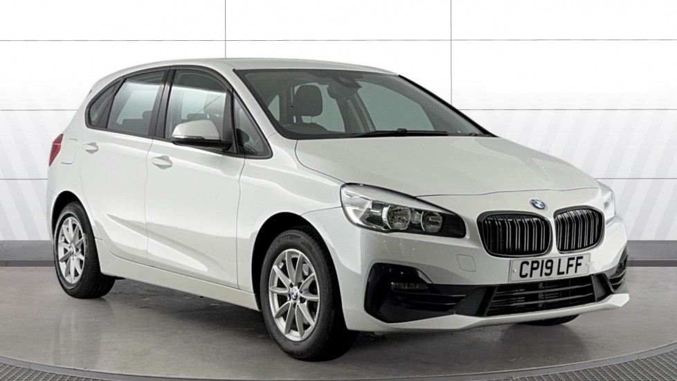 BMW 2 Series 218i SE 5dr Petrol Hatchback - Image 1