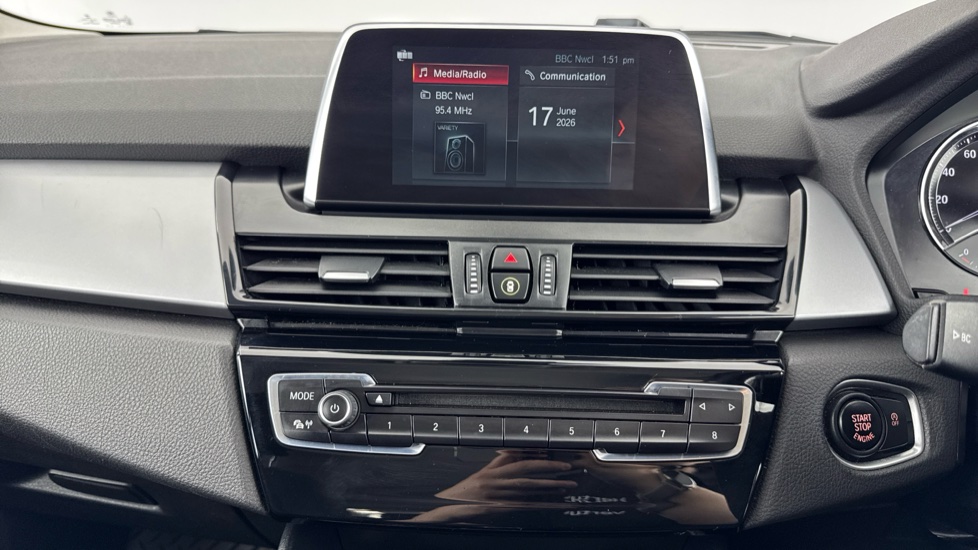 BMW 2 Series 218i SE 5dr Petrol Hatchback - Image 8