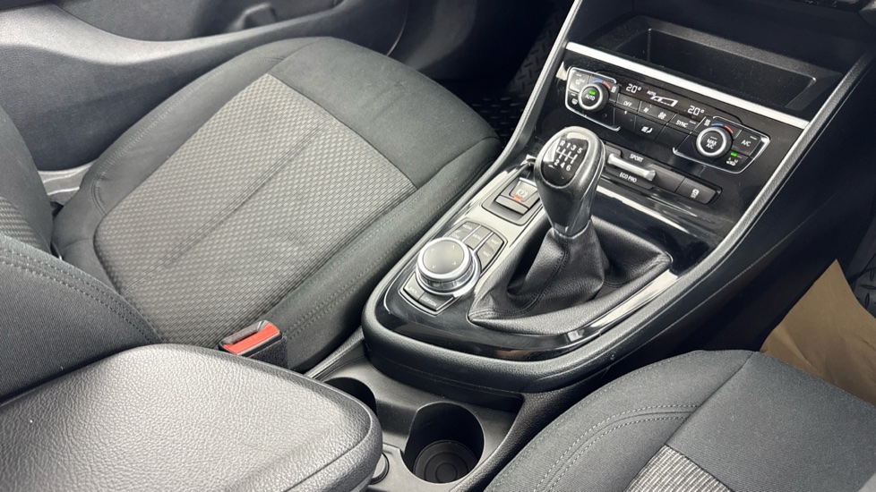 BMW 2 Series 218i SE 5dr Petrol Hatchback - Image 10