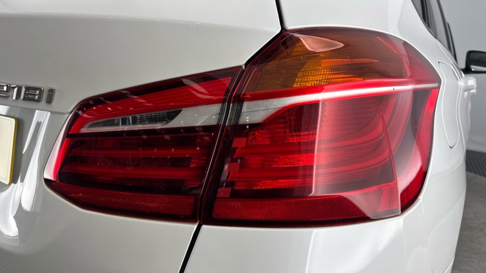 BMW 2 Series 218i SE 5dr Petrol Hatchback - Image 22