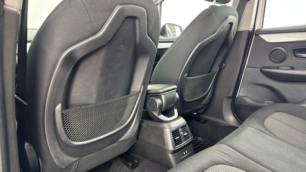 BMW 2 Series 218i SE 5dr Petrol Hatchback - Image 32