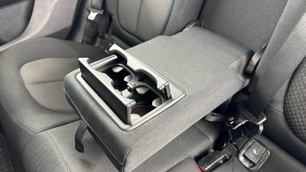 BMW 2 Series 218i SE 5dr Petrol Hatchback - Image 35
