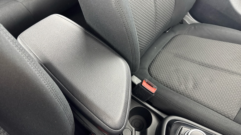 BMW 2 Series 218i SE 5dr Petrol Hatchback - Image 46