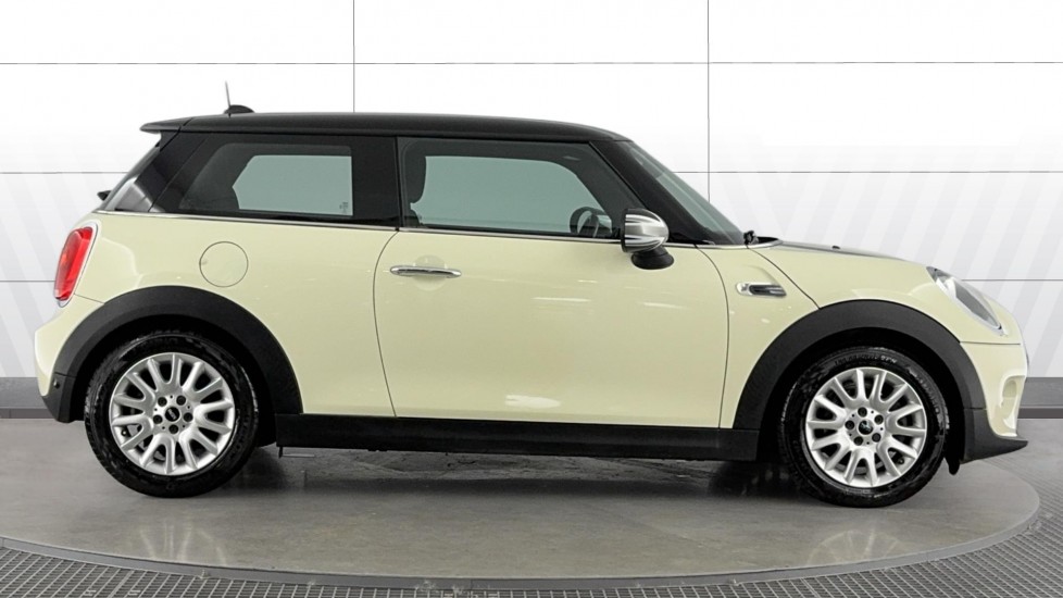 MINI Hatchback 1.5 Cooper 3dr Auto Petrol Hatchback - Image 3