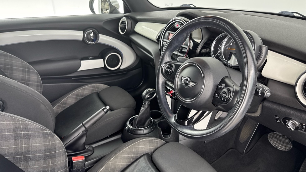 MINI Hatchback 1.5 Cooper 3dr Auto Petrol Hatchback - Image 6