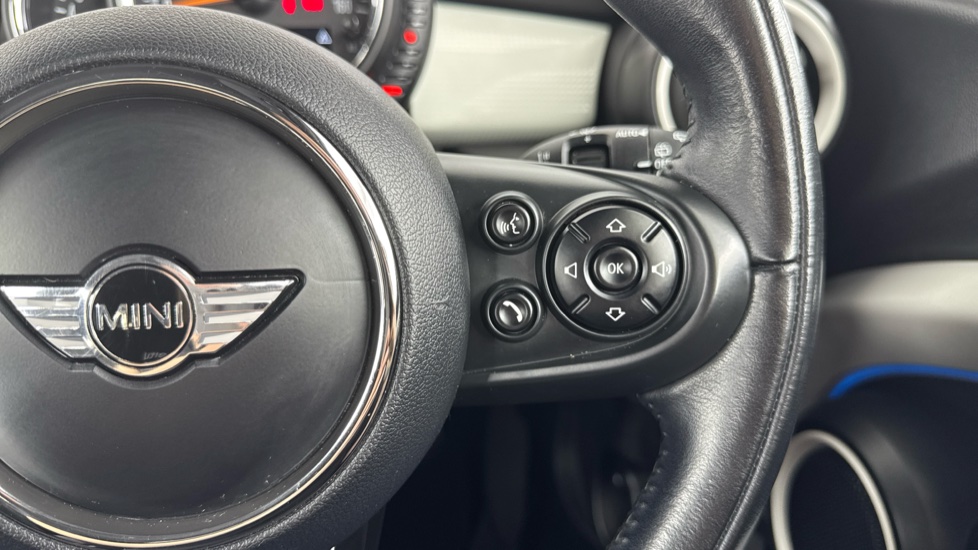 MINI Hatchback 1.5 Cooper 3dr Auto Petrol Hatchback - Image 18