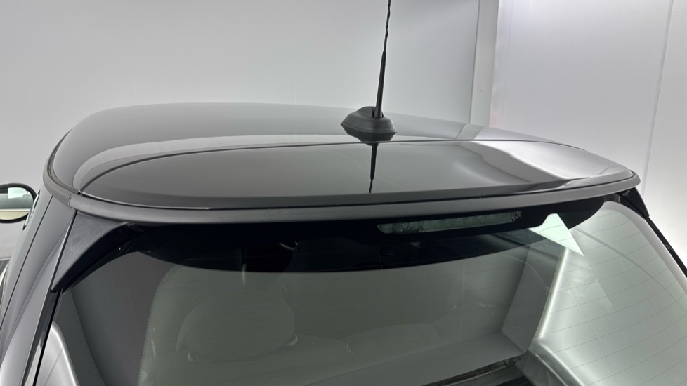 MINI Hatchback 1.5 Cooper 3dr Auto Petrol Hatchback - Image 25