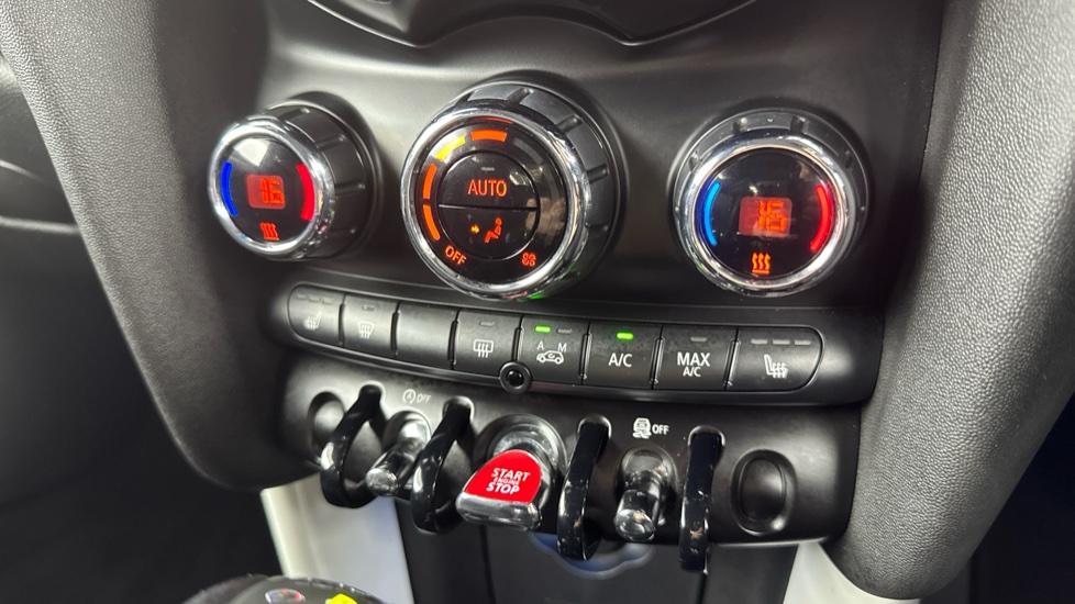 MINI Hatchback 1.5 Cooper 3dr Auto Petrol Hatchback - Image 45