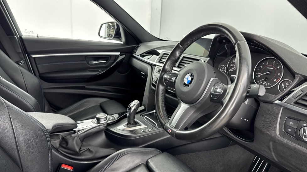BMW 3 Series 320d M Sport 4dr Step Auto Diesel Saloon - Image 6
