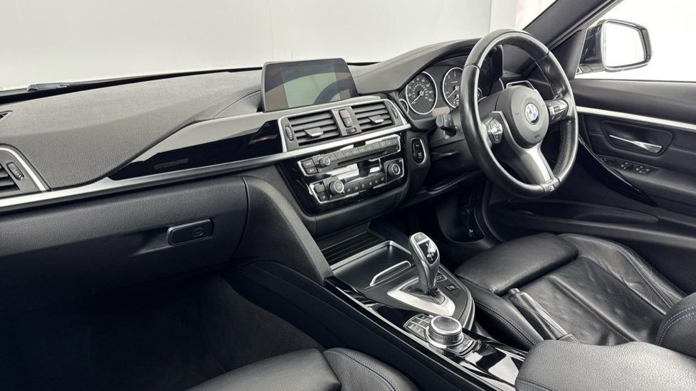 BMW 3 Series 320d M Sport 4dr Step Auto Diesel Saloon - Image 7