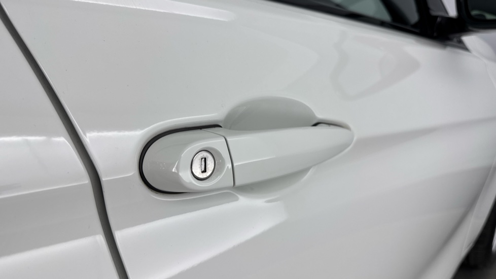 BMW 3 Series 320d M Sport 4dr Step Auto Diesel Saloon - Image 28