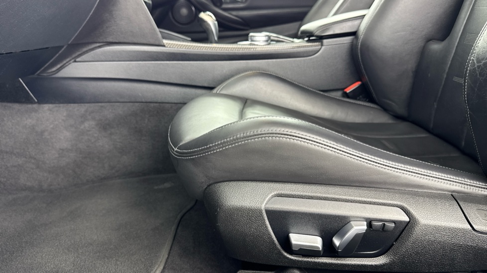 BMW M4 2dr DCT [Competition Pack] Petrol Coupe - Image 33