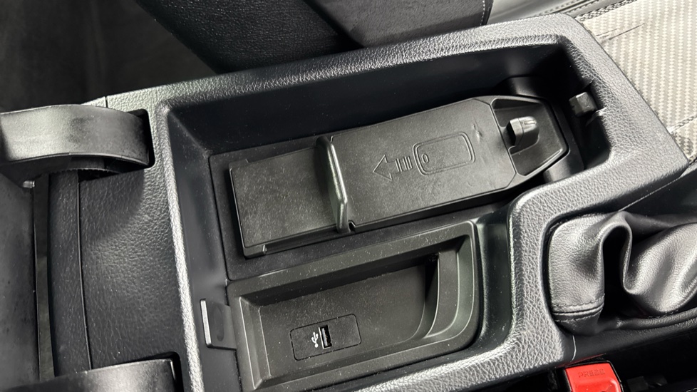 BMW M4 2dr DCT [Competition Pack] Petrol Coupe - Image 46