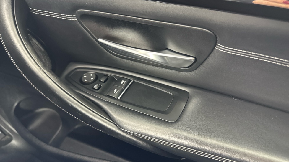BMW M4 2dr DCT [Competition Pack] Petrol Coupe - Image 49