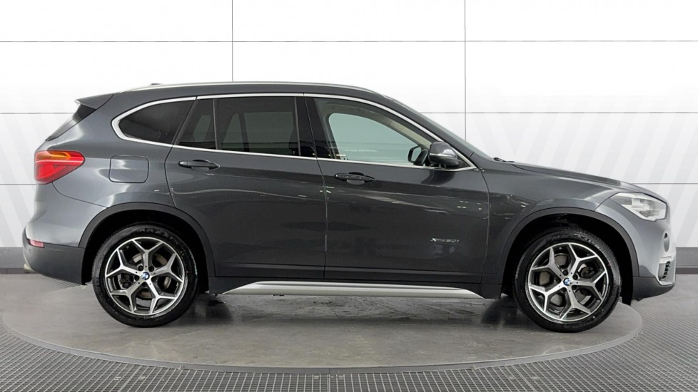 BMW X1 xDrive 20i xLine 5dr Step Auto Petrol Estate - Image 3