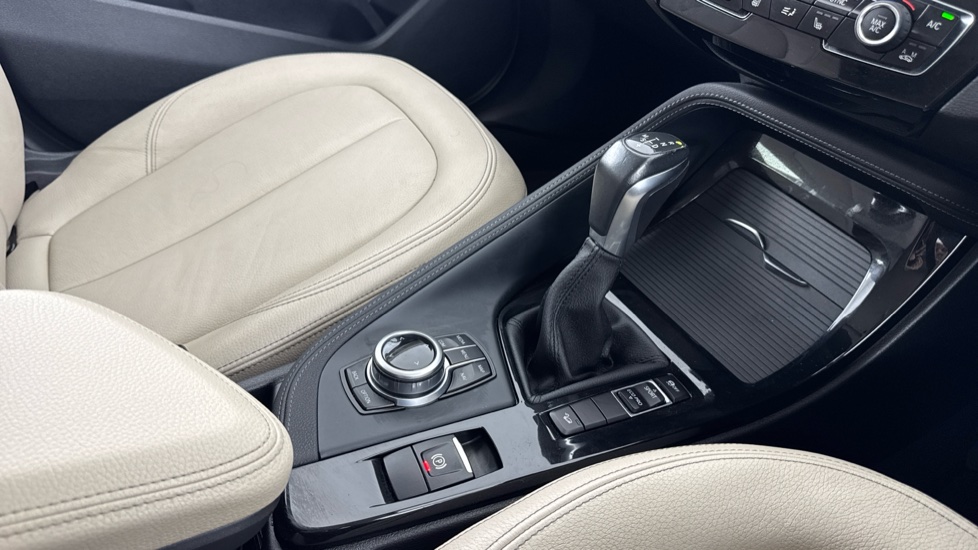 BMW X1 xDrive 20i xLine 5dr Step Auto Petrol Estate - Image 10