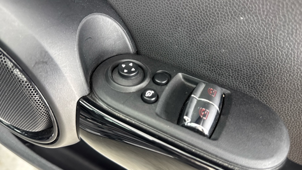 MINI Hatchback 2.0 John Cooper Works II 3dr Petrol Hatchback - Image 32