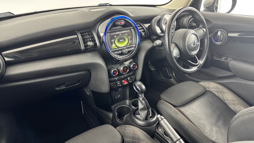 MINI Hatchback 1.5 Cooper Seven 5dr Auto Petrol Hatchback - Image 7