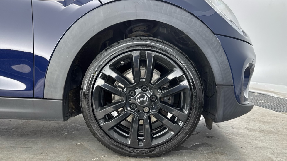 MINI Hatchback 1.5 Cooper Seven 5dr Auto Petrol Hatchback - Image 14