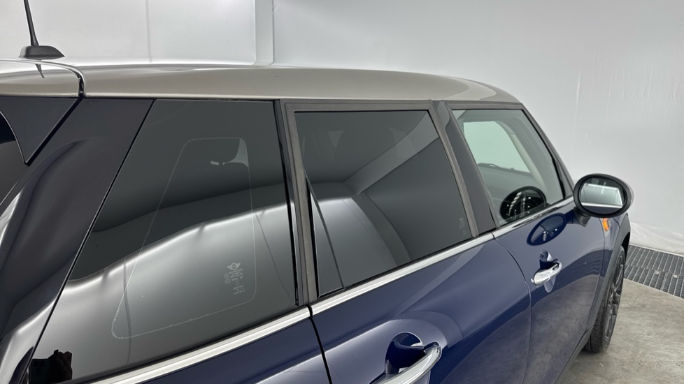 MINI Hatchback 1.5 Cooper Seven 5dr Auto Petrol Hatchback - Image 26