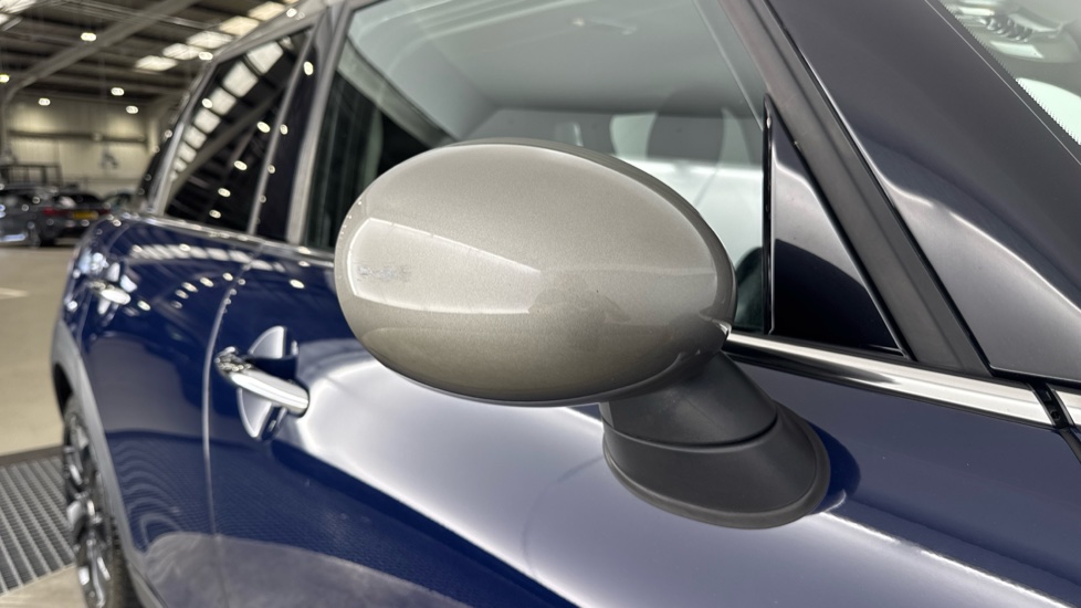 MINI Hatchback 1.5 Cooper Seven 5dr Auto Petrol Hatchback - Image 28