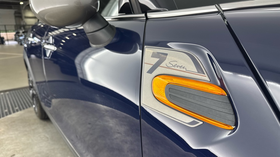 MINI Hatchback 1.5 Cooper Seven 5dr Auto Petrol Hatchback - Image 29