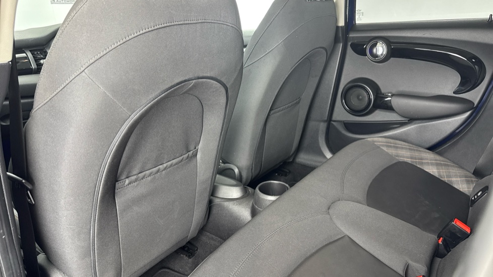 MINI Hatchback 1.5 Cooper Seven 5dr Auto Petrol Hatchback - Image 35
