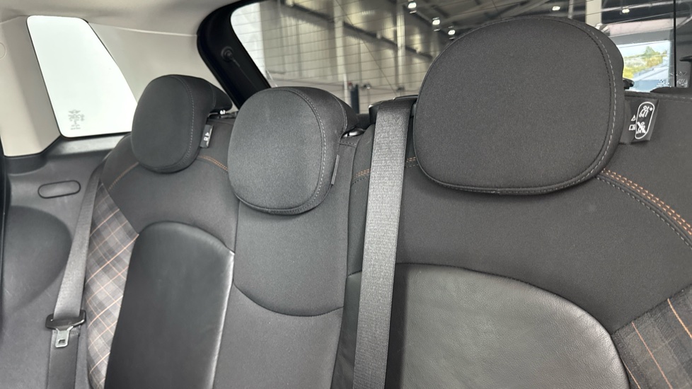 MINI Hatchback 1.5 Cooper Seven 5dr Auto Petrol Hatchback - Image 38
