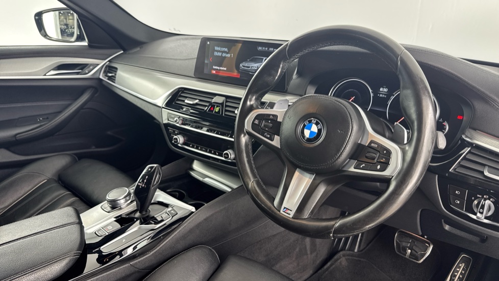 BMW 5 Series 520d M Sport 4dr Auto Diesel Saloon - Image 6