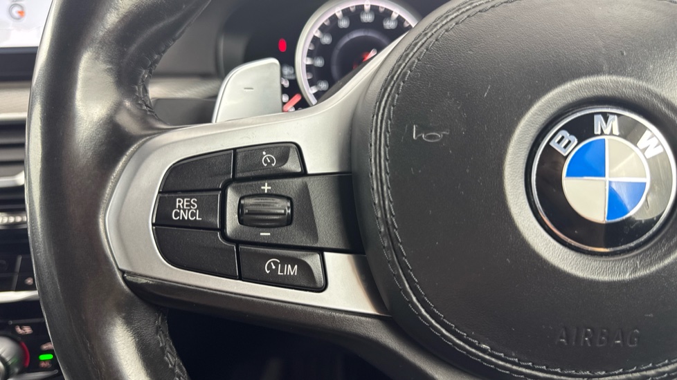 BMW 5 Series 520d M Sport 4dr Auto Diesel Saloon - Image 17
