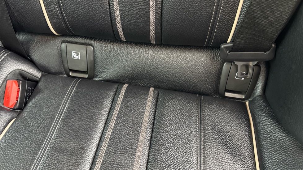 BMW 5 Series 520d M Sport 4dr Auto Diesel Saloon - Image 39