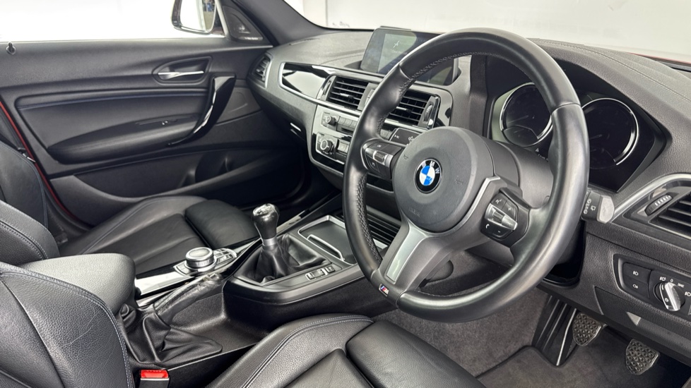 BMW 1 Series 118d M Sport Shadow Edition 5dr Diesel Hatchback - Image 6