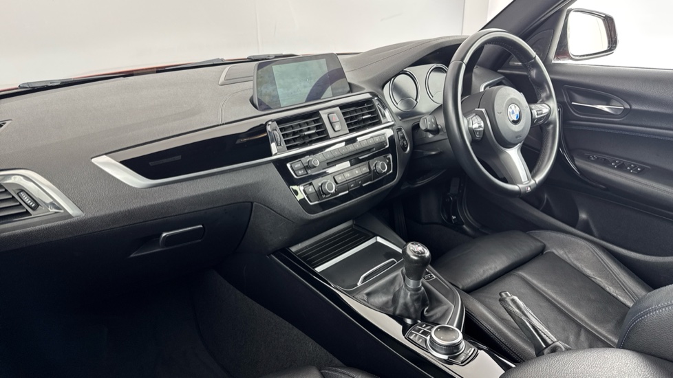 BMW 1 Series 118d M Sport Shadow Edition 5dr Diesel Hatchback - Image 7
