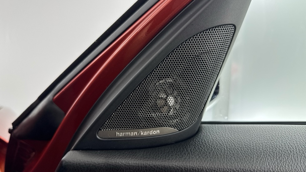 BMW 1 Series 118d M Sport Shadow Edition 5dr Diesel Hatchback - Image 20