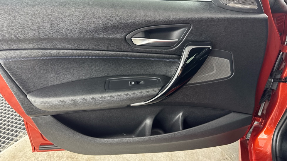 BMW 1 Series 118d M Sport Shadow Edition 5dr Diesel Hatchback - Image 31