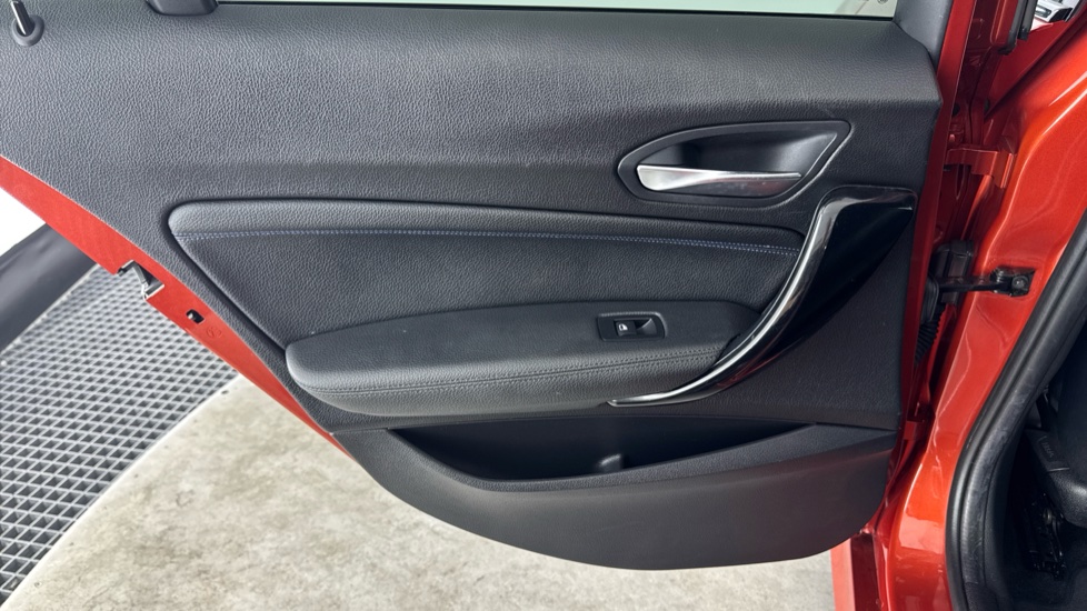 BMW 1 Series 118d M Sport Shadow Edition 5dr Diesel Hatchback - Image 35