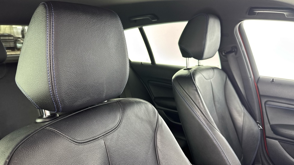 BMW 1 Series 118d M Sport Shadow Edition 5dr Diesel Hatchback - Image 43