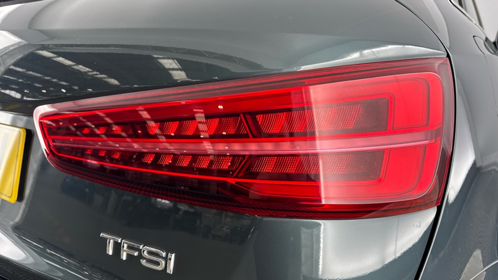 Audi Q3 1.4T FSI S Line Edition 5dr S Tronic Petrol Estate - Image 22