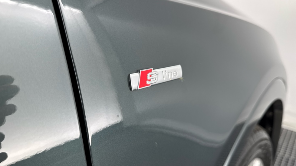 Audi Q3 1.4T FSI S Line Edition 5dr S Tronic Petrol Estate - Image 32